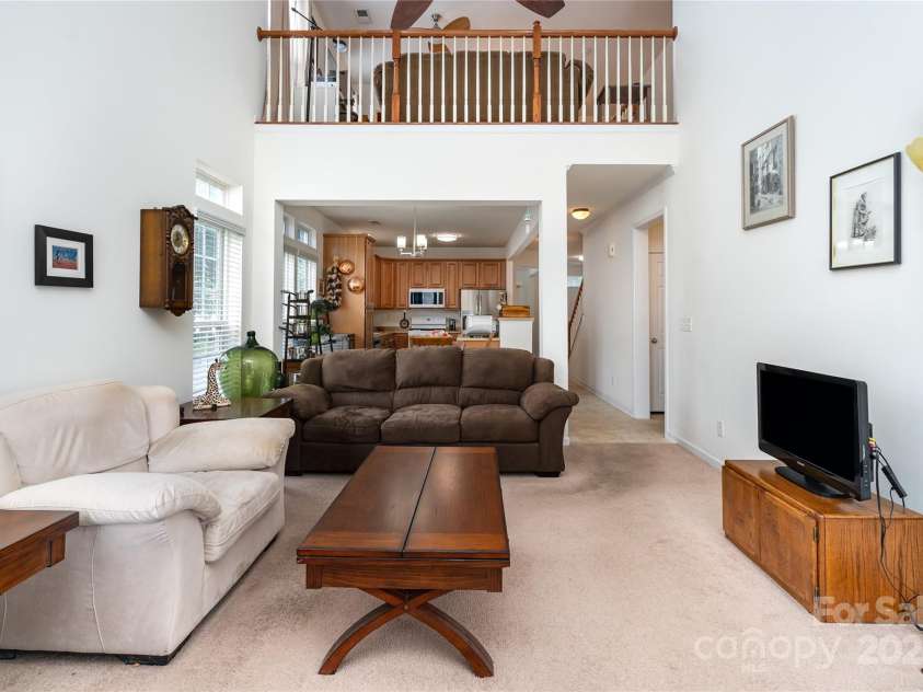 8122 Bridgegate Drive, Huntersville, NC 28078.  MLS# CAR4283553, YatesRealty ID 34354. 