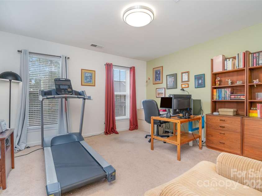 8122 Bridgegate Drive, Huntersville, NC 28078.  MLS# CAR4283553, YatesRealty ID 34354. 