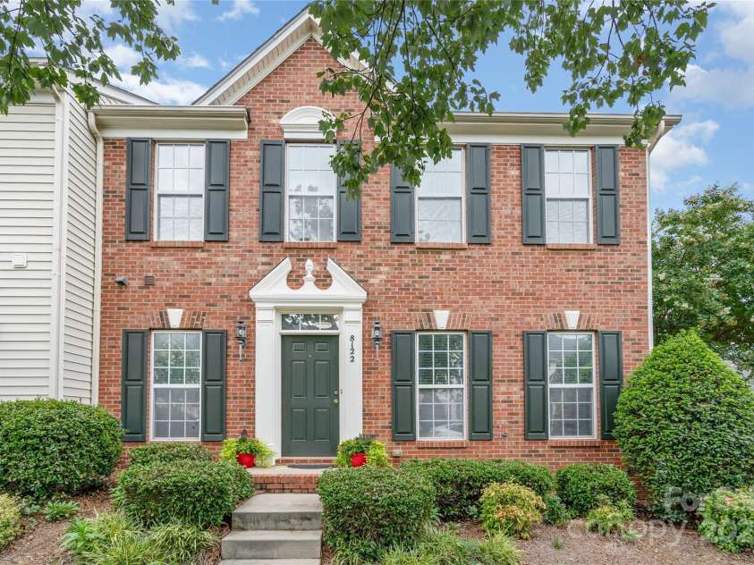 8122 Bridgegate Drive, Huntersville, NC 28078.  MLS# CAR4283553, YatesRealty ID 34354. 