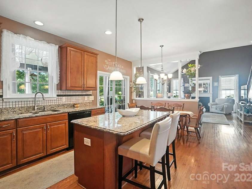 10914 Stone Bunker Drive, Mint Hill, NC 28227.  MLS# CAR4293539, YatesRealty ID 34355. 
