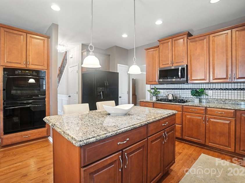 10914 Stone Bunker Drive, Mint Hill, NC 28227.  MLS# CAR4293539, YatesRealty ID 34355. 