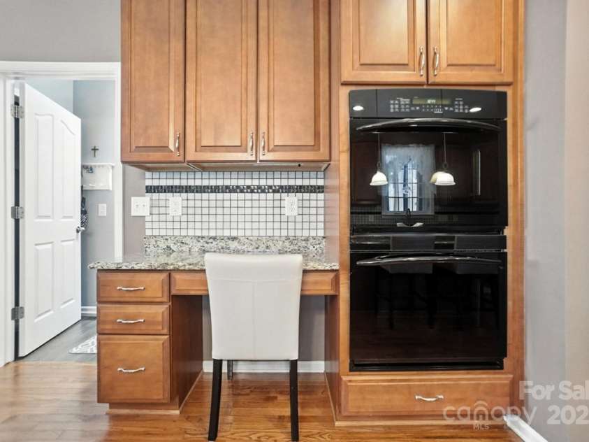 10914 Stone Bunker Drive, Mint Hill, NC 28227.  MLS# CAR4293539, YatesRealty ID 34355. 