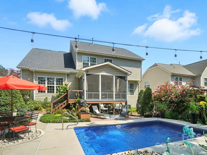 10914 Stone Bunker Drive, Mint Hill, NC 28227.  MLS# CAR4293539, YatesRealty ID 34355. 