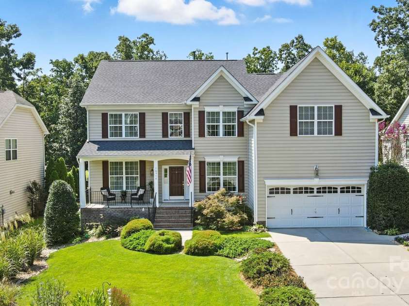 10914 Stone Bunker Drive, Mint Hill, NC 28227.  MLS# CAR4293539, YatesRealty ID 34355. 