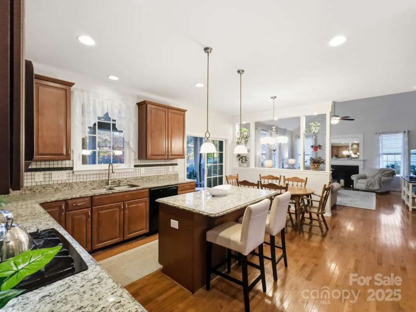 10914 Stone Bunker Drive, Mint Hill, NC 28227.  MLS# CAR4293539, YatesRealty ID 34355. 