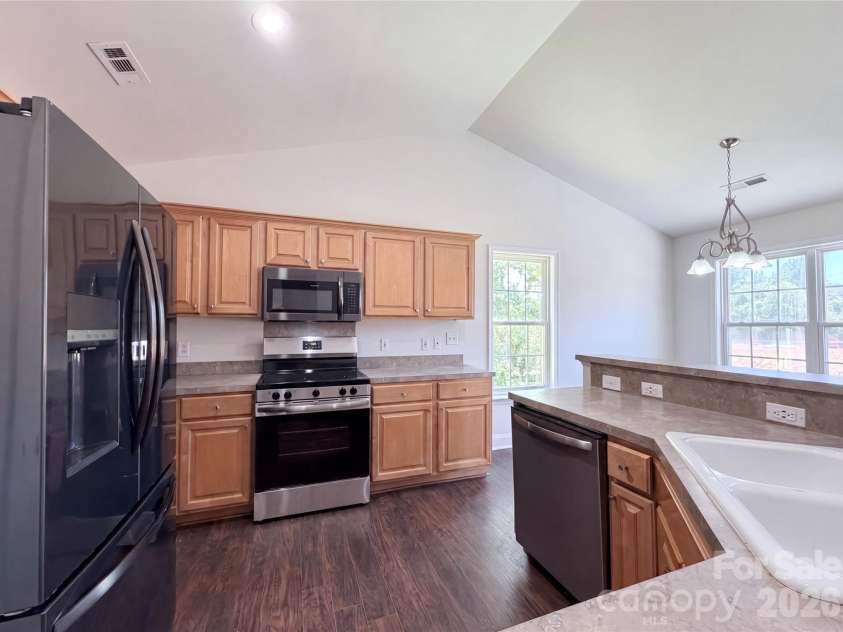 617 Reed Creek Road, Mooresville, NC 28117.  MLS# CAR4390831, YatesRealty ID 34355. 