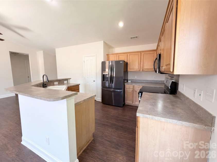 617 Reed Creek Road, Mooresville, NC 28117.  MLS# CAR4390831, YatesRealty ID 34355. 