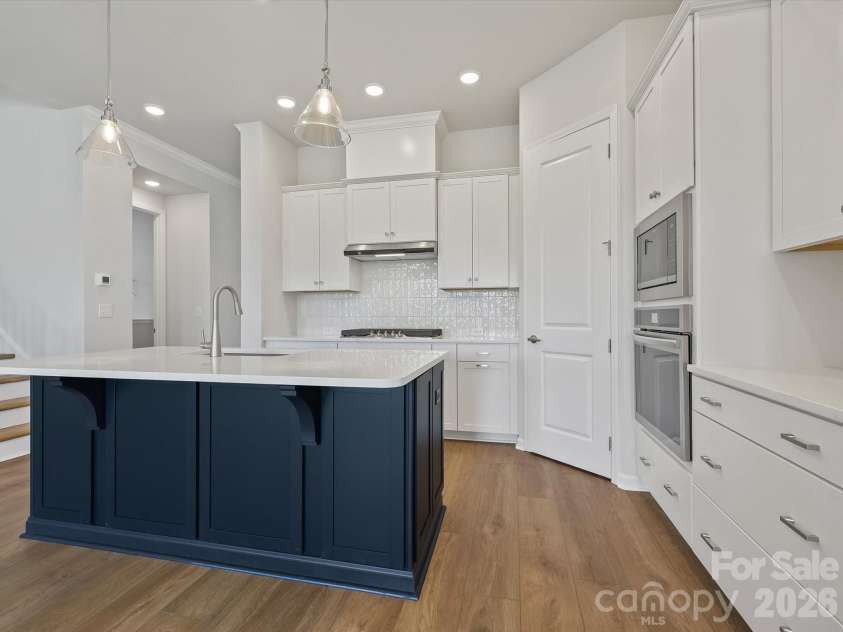 1015 Fen Lane, Waxhaw, NC 28173.  MLS# CAR4373698, YatesRealty ID 34356. 