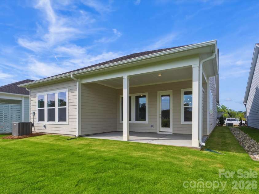 1015 Fen Lane, Waxhaw, NC 28173.  MLS# CAR4373698, YatesRealty ID 34356. 
