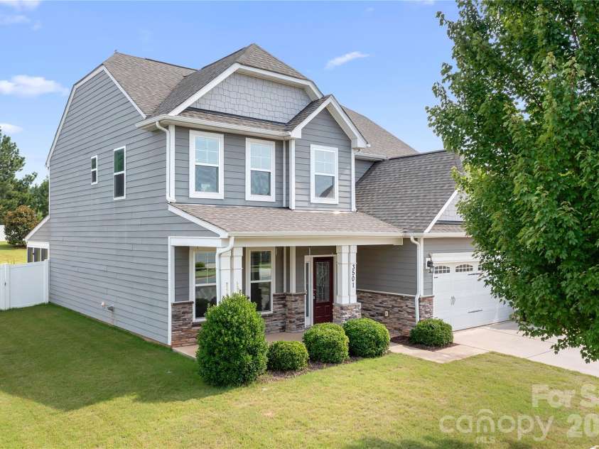 3501 Delaware Drive, Denver, NC 28037.  MLS# CAR4393493, YatesRealty ID 34357. 