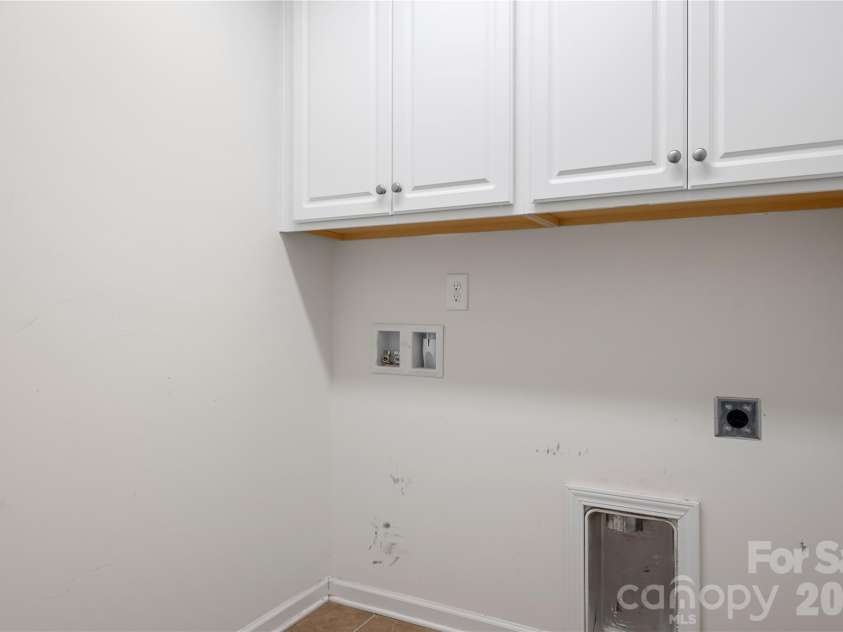 3501 Delaware Drive, Denver, NC 28037.  MLS# CAR4393493, YatesRealty ID 34357. 