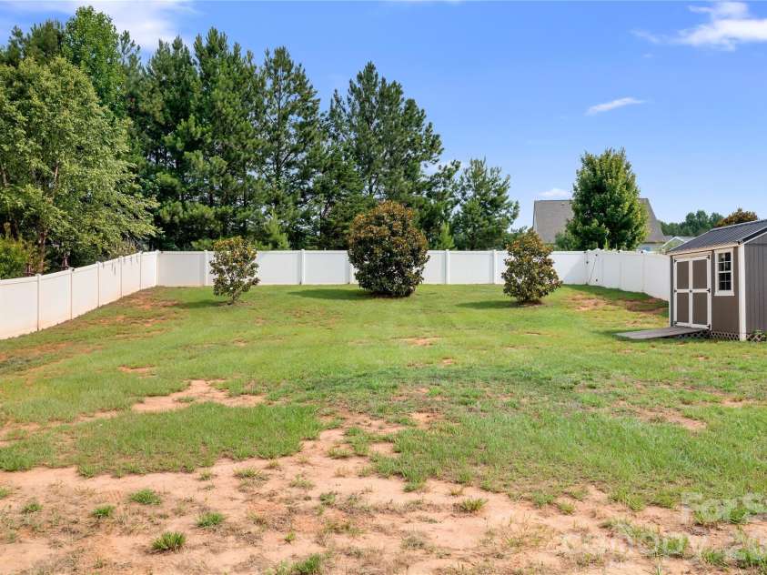 3501 Delaware Drive, Denver, NC 28037.  MLS# CAR4393493, YatesRealty ID 34357. 
