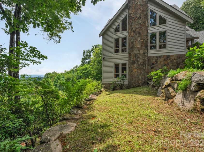 363 Lakeside Drive, Lake Toxaway, NC 28747.  MLS# CAR4292678, YatesRealty ID 34358. 