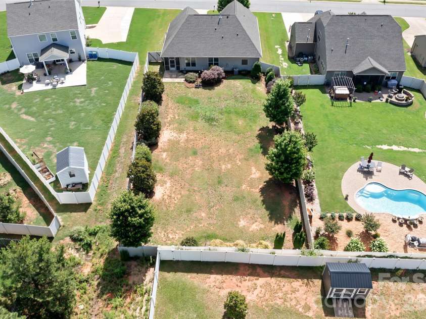 7271 Adirondack Drive, Denver, NC 28037.  MLS# CAR4392765, YatesRealty ID 34358. 