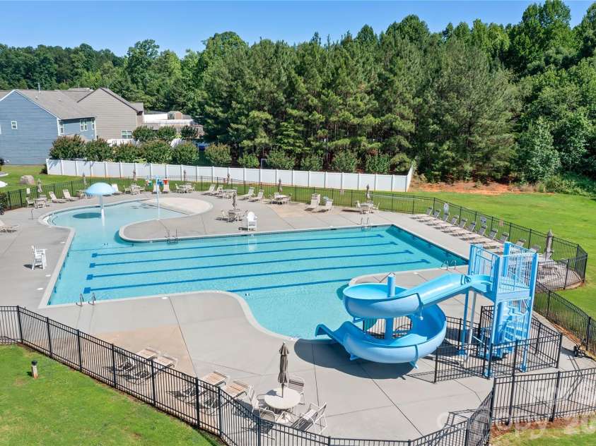 7271 Adirondack Drive, Denver, NC 28037.  MLS# CAR4392765, YatesRealty ID 34358. 