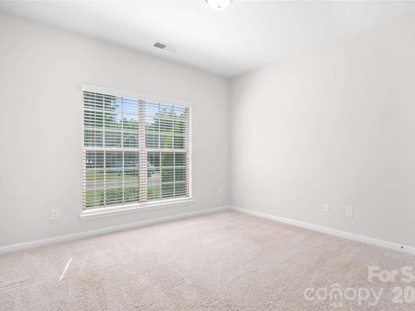 7271 Adirondack Drive, Denver, NC 28037.  MLS# CAR4392765, YatesRealty ID 34358. Bedroom