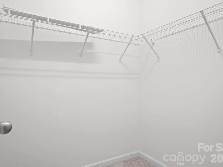 7271 Adirondack Drive, Denver, NC 28037.  MLS# CAR4392765, YatesRealty ID 34358. Primary Closet