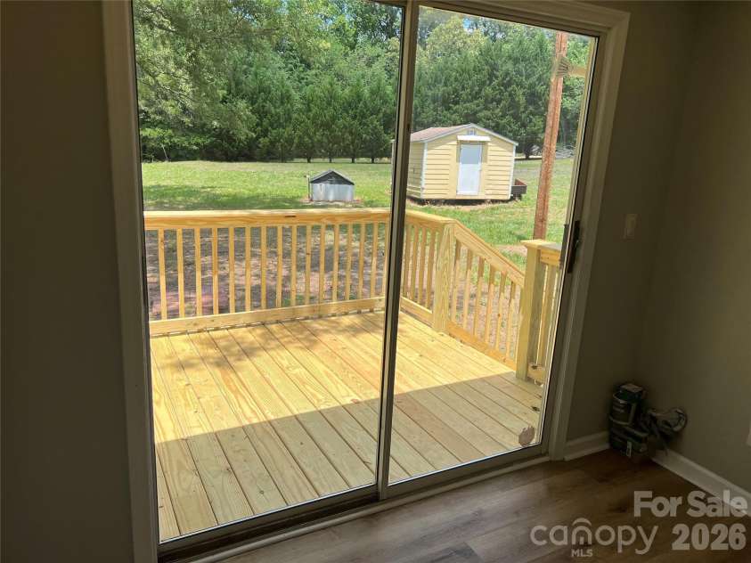 373 Griggs Road, Clover, SC 29710.  MLS# CAR4398448, YatesRealty ID 34359. 