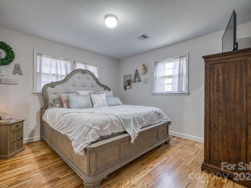 126 Stephens Drive, Morganton, NC 28655.  MLS# CAR4227844, YatesRealty ID 3436. 