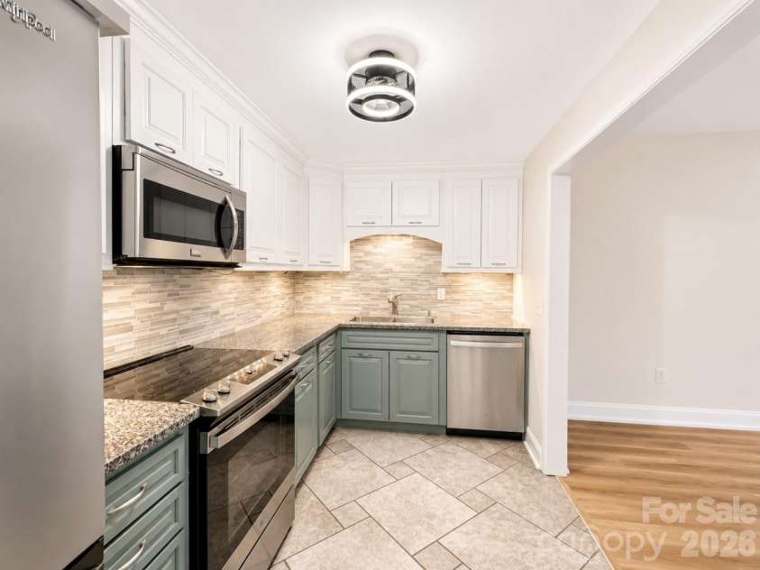 1300 Reece Road, Charlotte, NC 28209.  MLS# CAR4402266, YatesRealty ID 3436. 