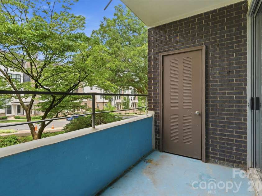 1300 Reece Road, Charlotte, NC 28209.  MLS# CAR4402266, YatesRealty ID 3436. 