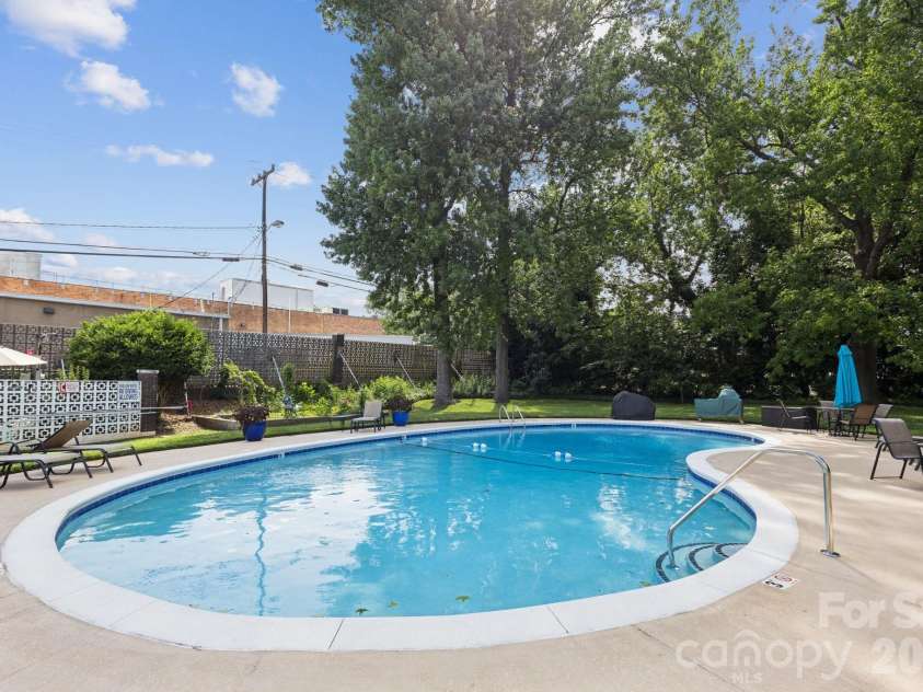 1300 Reece Road, Charlotte, NC 28209.  MLS# CAR4402266, YatesRealty ID 3436. 