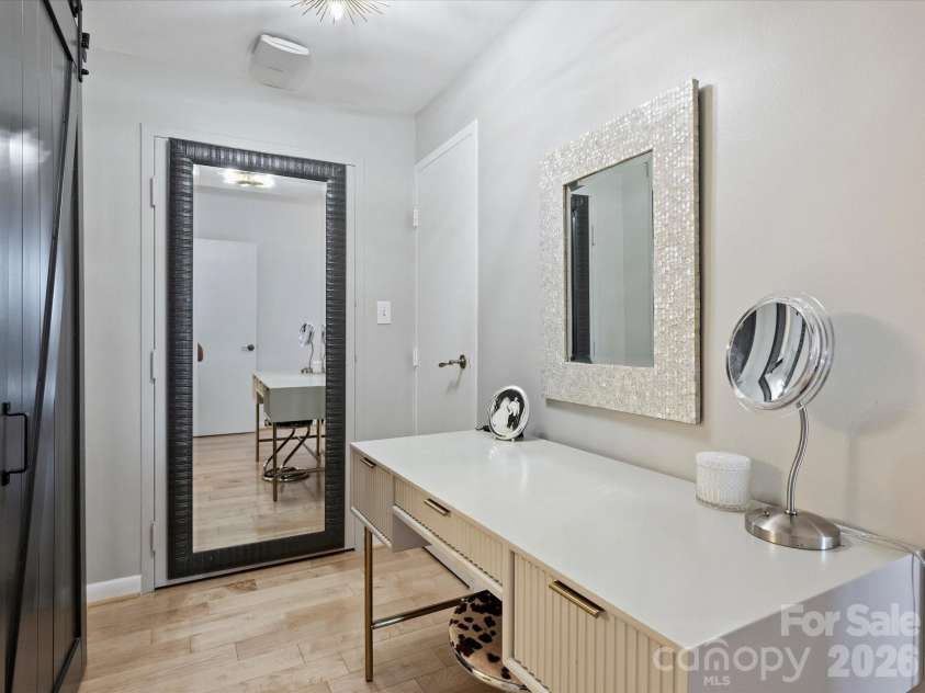 1300 Reece Road, Charlotte, NC 28209.  MLS# CAR4422303, YatesRealty ID 3436. 