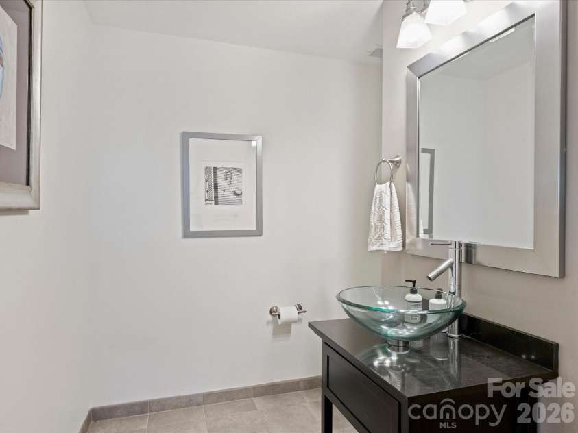 1300 Reece Road, Charlotte, NC 28209.  MLS# CAR4422303, YatesRealty ID 3436. 