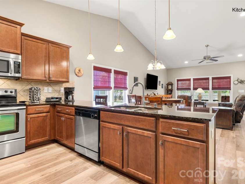 25566 Seagull Drive, Lancaster, SC 29720.  MLS# CAR4391988, YatesRealty ID 34360. 