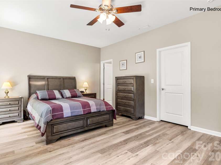 25566 Seagull Drive, Lancaster, SC 29720.  MLS# CAR4391988, YatesRealty ID 34360. 
