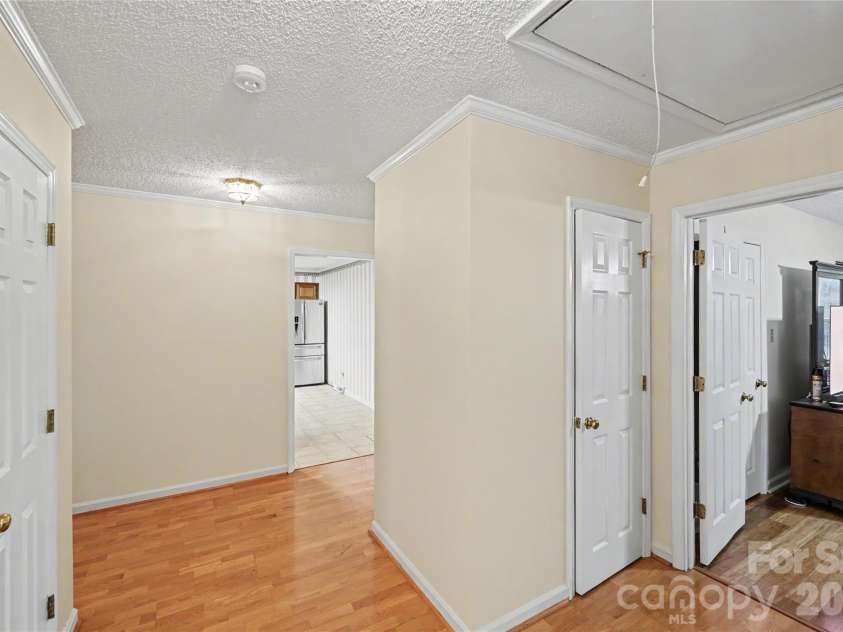 1271 India Hook Road, Rock Hill, SC 29732.  MLS# CAR4396409, YatesRealty ID 34361. 