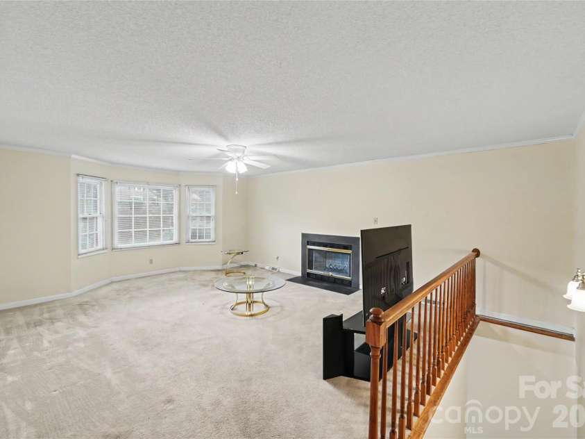 1271 India Hook Road, Rock Hill, SC 29732.  MLS# CAR4396409, YatesRealty ID 34361. 