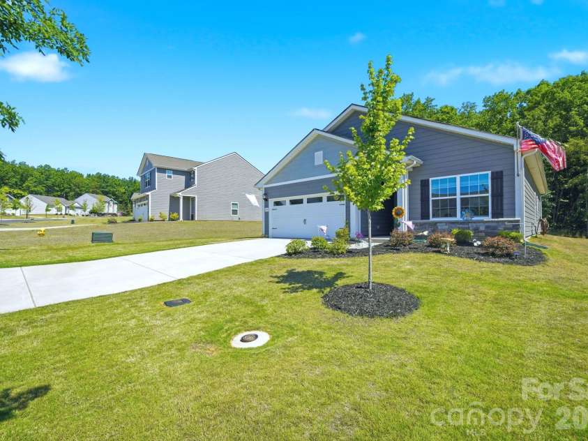 124 Sina Street, Troutman, NC 28166.  MLS# CAR4383028, YatesRealty ID 34362. 