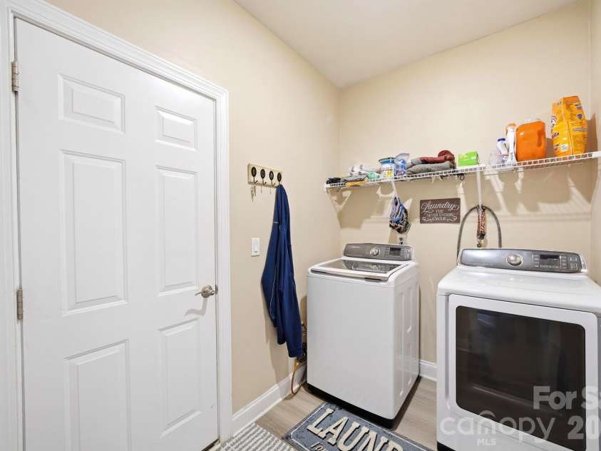 124 Sina Street, Troutman, NC 28166.  MLS# CAR4383028, YatesRealty ID 34362. 