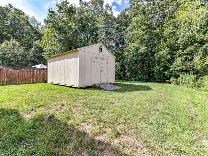 4419 Red Hook Road, Monroe, NC 28110.  MLS# CAR4293943, YatesRealty ID 34363. 