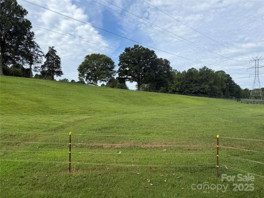256 Johnson Dairy Road, Mooresville, NC 28115.  MLS# CAR4293725, YatesRealty ID 34364. 