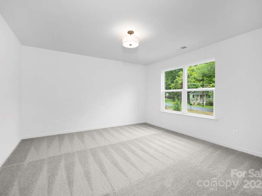 13544 Central Avenue, Huntersville, NC 28078.  MLS# CAR4279138, YatesRealty ID 34366. 