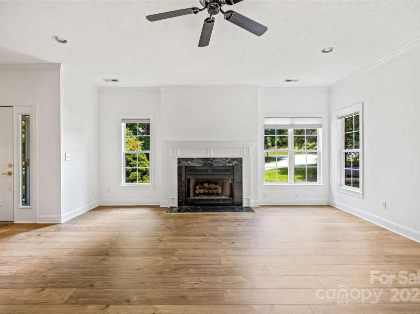 623 Carriage Commons Drive, Hendersonville, NC 28791.  MLS# CAR4283939, YatesRealty ID 34367. 