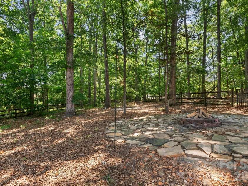 6324 Pumpernickel Lane, Wesley Chapel, NC 28110.  MLS# CAR4392681, YatesRealty ID 34368. 