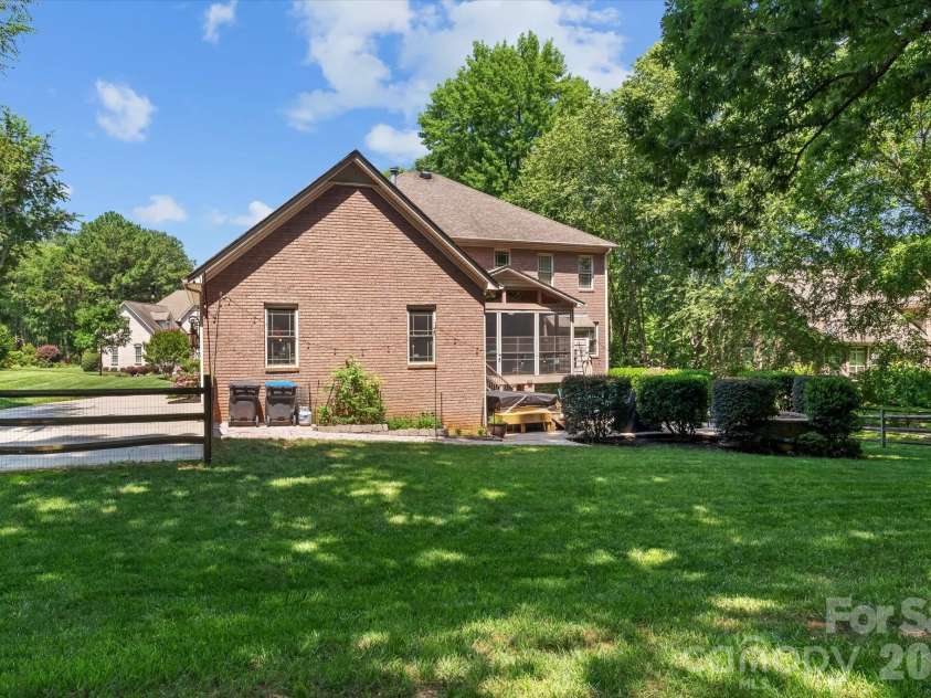 6324 Pumpernickel Lane, Wesley Chapel, NC 28110.  MLS# CAR4392681, YatesRealty ID 34368. 