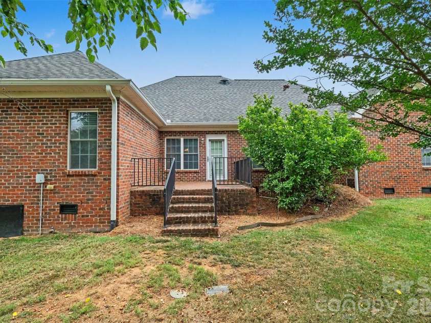 115 Blakemore Drive, Shelby, NC 28152.  MLS# CAR4393685, YatesRealty ID 34369. Additional back view