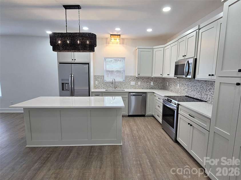 774 8th Street, Hickory, NC 28601.  MLS# CAR4388826, YatesRealty ID 3437. 