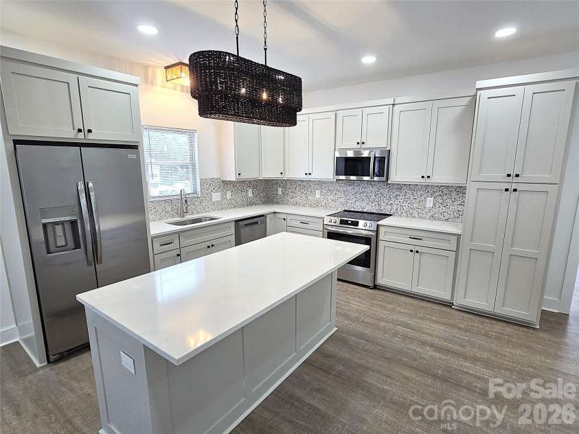774 8th Street, Hickory, NC 28601.  MLS# CAR4388826, YatesRealty ID 3437. 