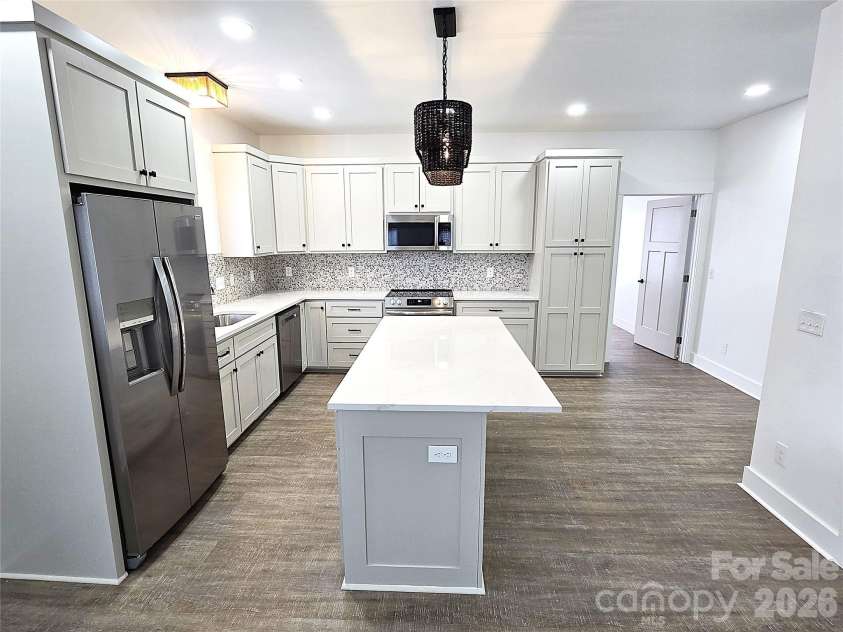 774 8th Street, Hickory, NC 28601.  MLS# CAR4388826, YatesRealty ID 3437. 