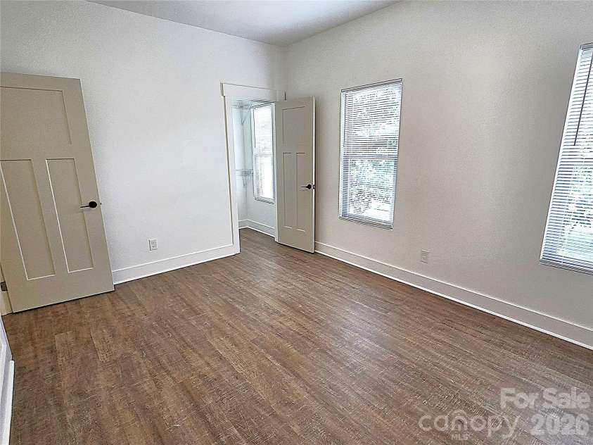 774 8th Street, Hickory, NC 28601.  MLS# CAR4388826, YatesRealty ID 3437. 