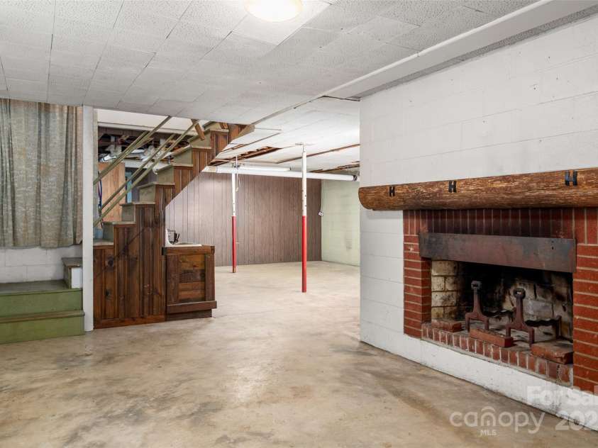 1319 Park Avenue, Salisbury, NC 28146.  MLS# CAR4292823, YatesRealty ID 34370. 