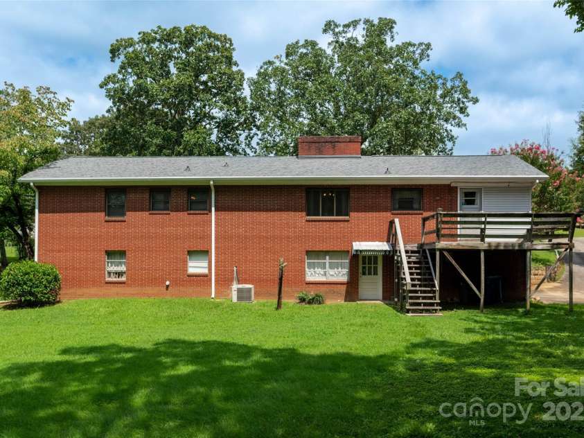 1319 Park Avenue, Salisbury, NC 28146.  MLS# CAR4292823, YatesRealty ID 34370. 