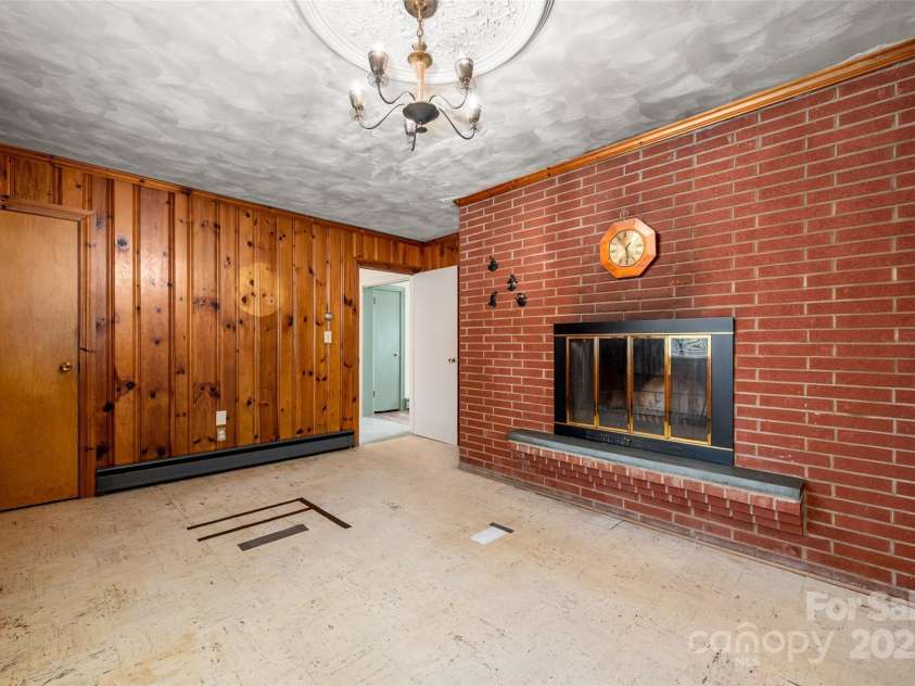 1319 Park Avenue, Salisbury, NC 28146.  MLS# CAR4292823, YatesRealty ID 34370. Den