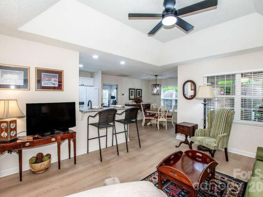 134 Ashwood Lane, Mooresville, NC 28117.  MLS# CAR4386263, YatesRealty ID 34372. 