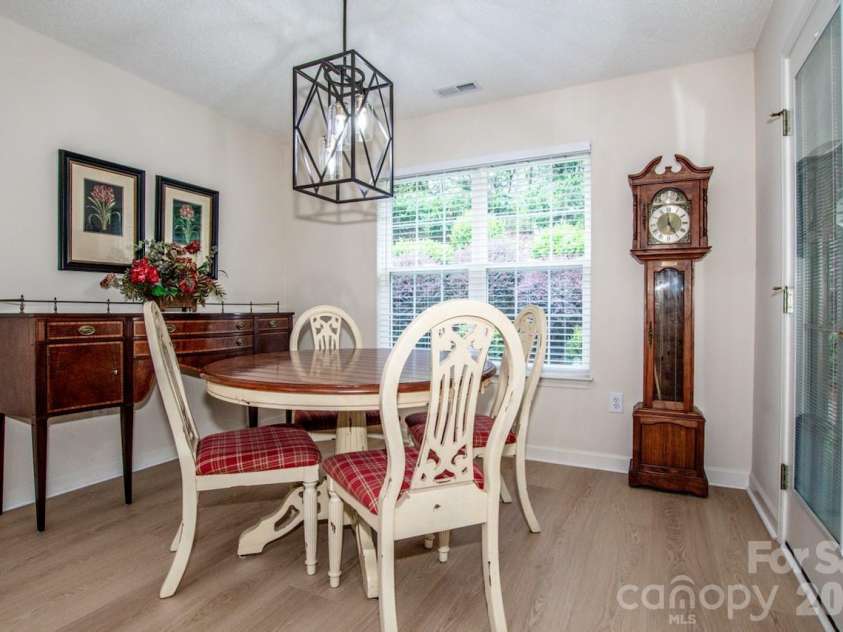 134 Ashwood Lane, Mooresville, NC 28117.  MLS# CAR4386263, YatesRealty ID 34372. 